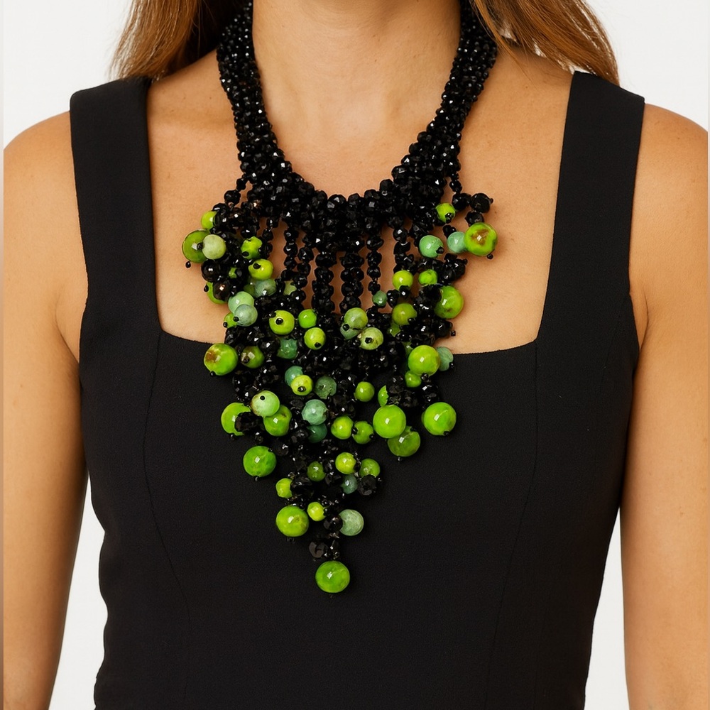 Handmade Kim Lou e Green Cluster Necklace - Picture 3 of 13